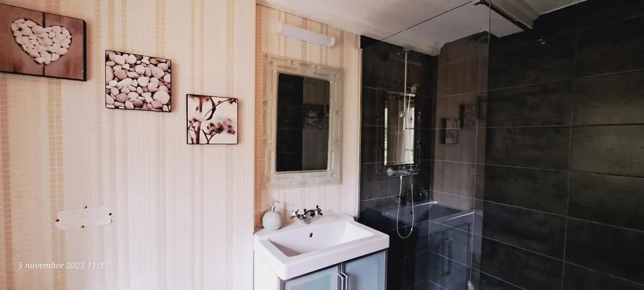Apartment L'Echappee Belle - Centre Ville - Vue Cour Arboree Bourg-en-Bresse France
